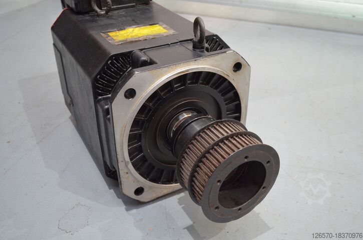 Moteur servo FANUC FANUC A06B-0826-B300