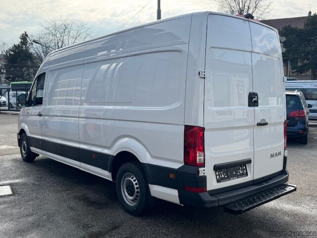 ψηλό και μακρύ κλειστό φορτηγό MAN TGE 3.180 4x4 L4 H3 - wenig Kilometer