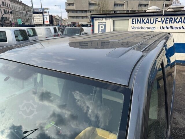 Minibus VW T5 Multivan 7-Sitzer - Kamera, CarPlay