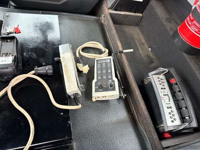 Anden MERCEDES-BENZ Actros 2036 MP3 Kipper /Kran / Wechselsystem