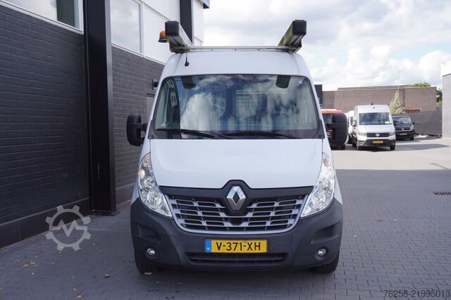 Panelová dodávka Renault Master 2.3 dCi 130PK L2H2 EURO 6 - Airco - Navi...