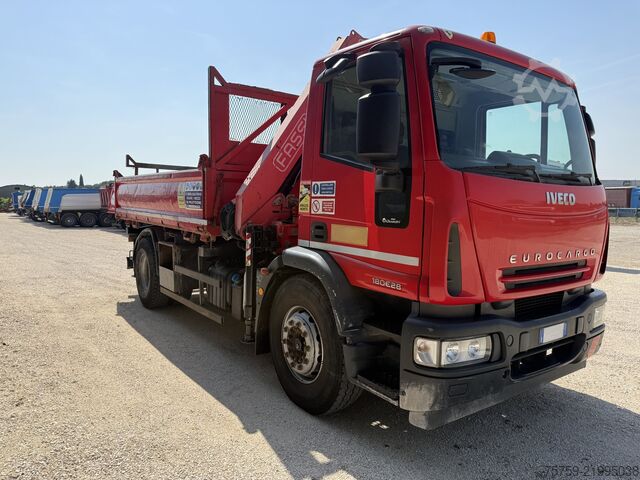 Camião basculante Iveco Eurocargo 180E28 Kipper Kran FASSI
