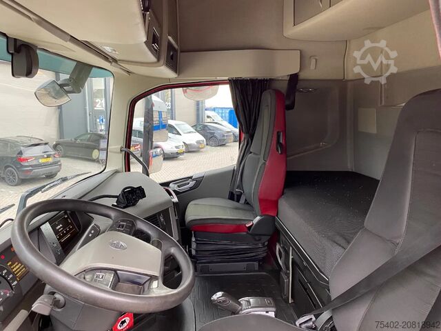 Standard-SZM Volvo FH 13.420 Globetrotter / Mega / 2x Tank