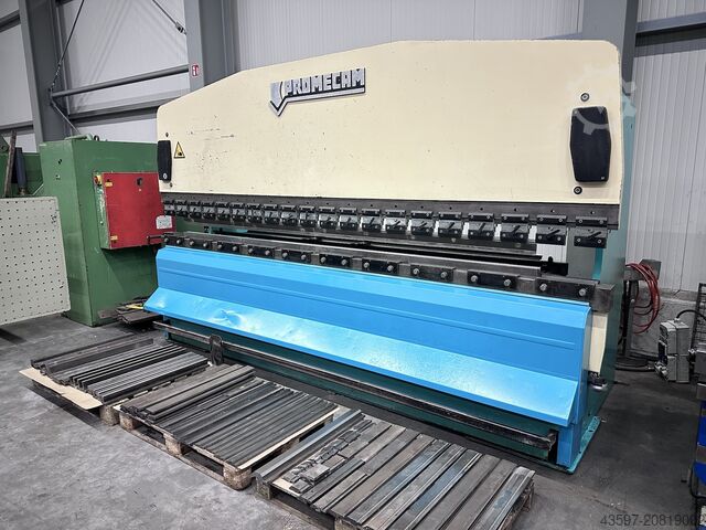 Prasa krawędziowa Promecam RG - 104