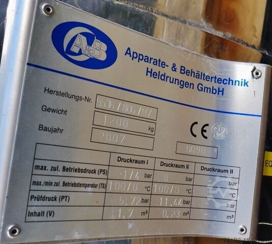 1700 liter verwarmbaar/koelbaar drukvat gemaakt van V4A met emmerroerwerk  