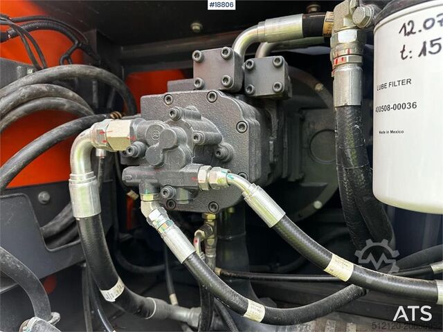 Excavadora sobre orugas Doosan DX225LC