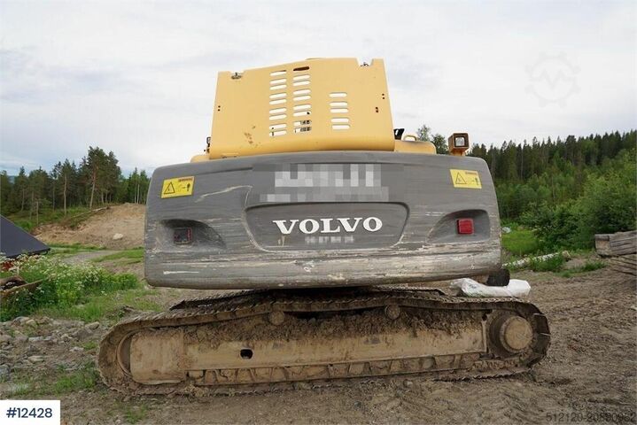 Excavadora sobre orugas Volvo EC240CL Crawler Excavator with 2 Buckets