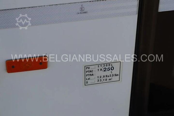 Intercitybusz Mercedes-Benz Intouro ME / 13.0m / Manual / Euro 5