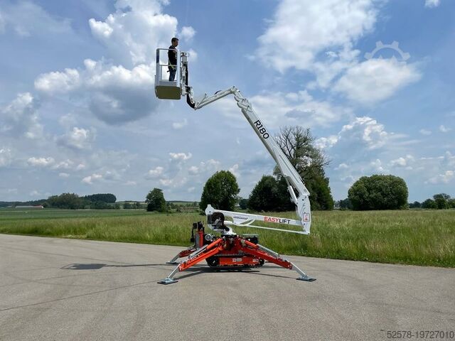 Przegubowa teleskopowa platforma robocza EasyLift R 180