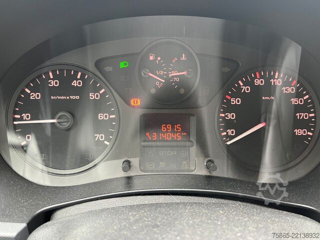 Stationwagen met hoog dak Peugeot Partner 120 1.6 HDI / L1 / XR Profit + / AIRCO ...
