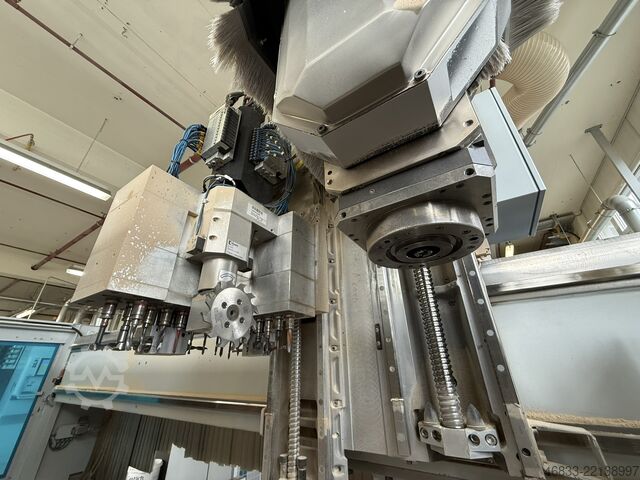 Centro di lavorazione Homag 5-Achs BOF 311/40/F/K