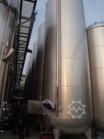 LASI 27.600l (276hl) Fermentation and storage cellar (2011) LASI Gär- und Lagerkeller