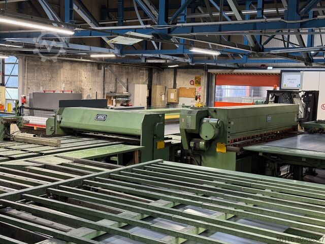 Blechbearbeitungszentrum Salvagnini S4 + P4