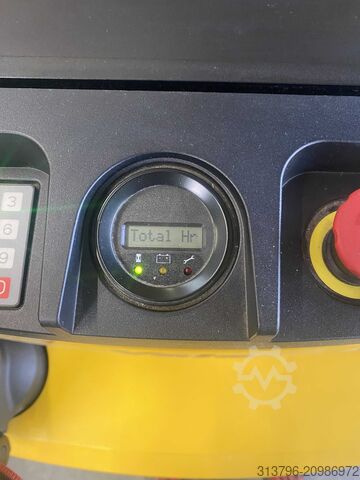 Wózek podnośnikowy ręczny Yale MS10