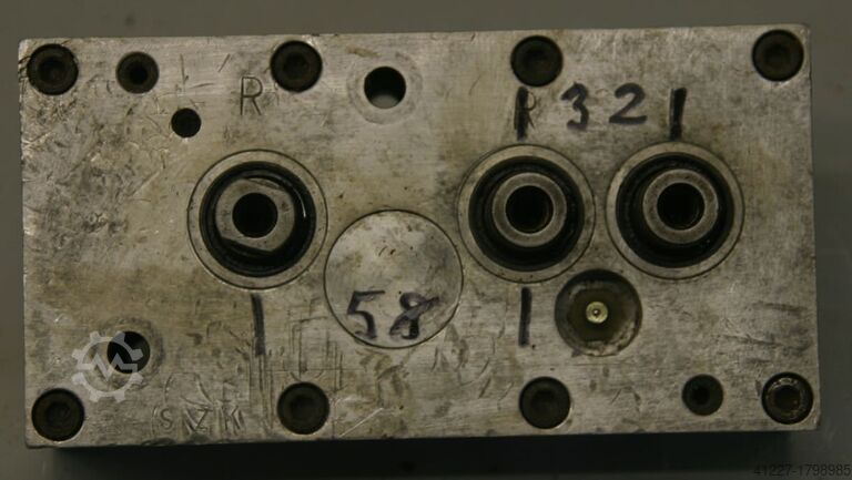 Multi-spindle head 3 drills Nottmeyer 32/58 Lochabstand