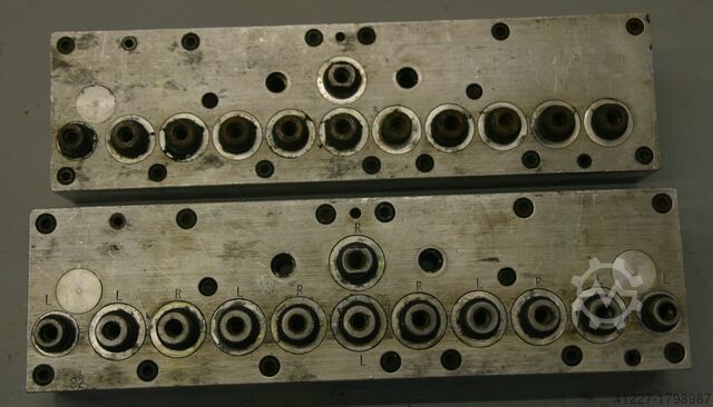 Multi-spindle head with 12 drill bits Nottmeyer 32 Lochabstand
