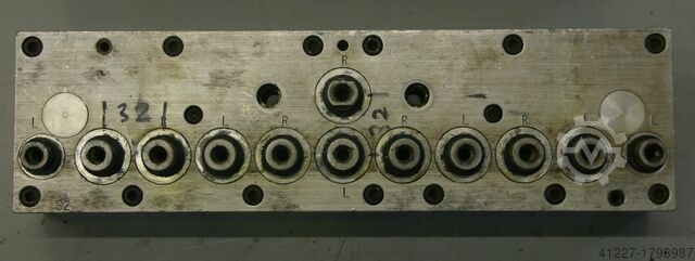 Multi-spindle head with 12 drill bits Nottmeyer 32 Lochabstand