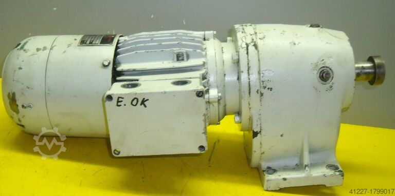 Motorreductor 0,55 kW 62 rpm SSB DFG-10-0410.204.42-B3