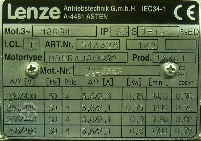 Motorreductor 0,75 kW 284 rpm Lenze MDERA080-32