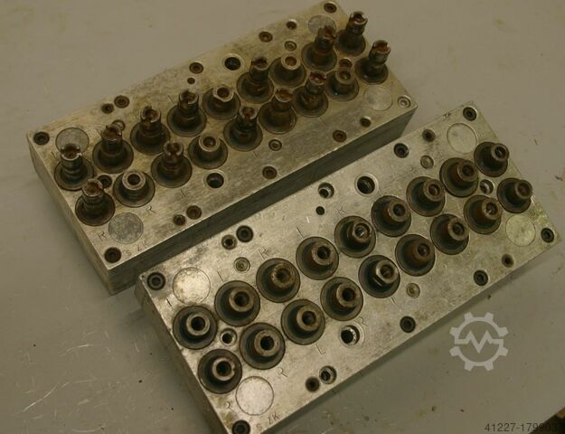 Multi-spindle head 18 drill bits Nottmeyer 32 Lochabstand