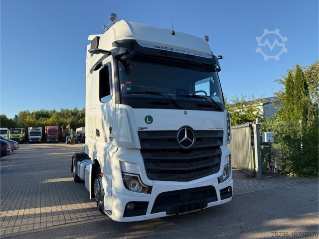 Volume trekker MERCEDES-BENZ Actros 1848 Lowliner/GigaSpace/Retarder/2xTank