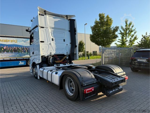 Volume trekker MERCEDES-BENZ Actros 1848 Lowliner/GigaSpace/Retarder/2xTank