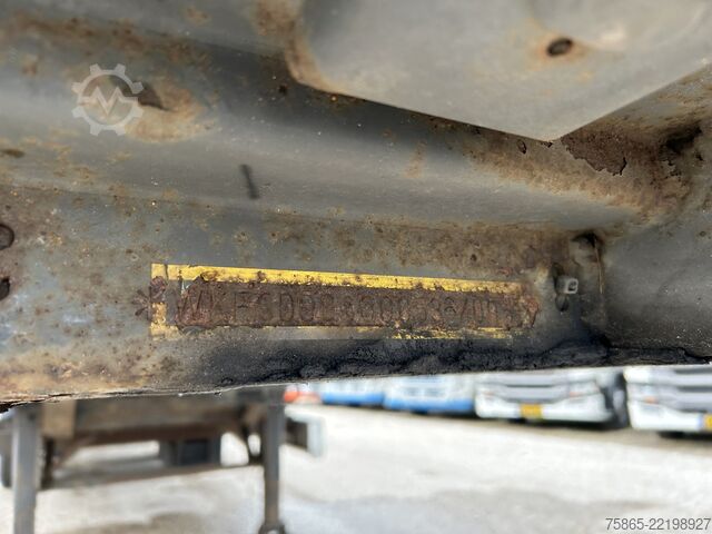 Posuvné plachty Krone Profi Liner / Curtainside / Lift + Steer axle /...