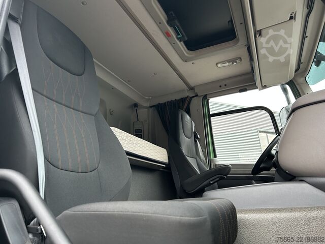 Standard-SZM DAF CF 340 FT Sleeper Cab / Euro 6 D / 652 dkm / Ta...