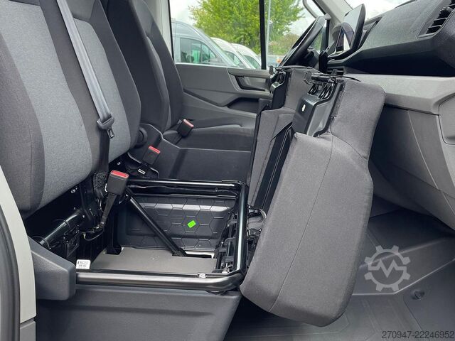 Furgoneta de caja alta VOLKSWAGEN Crafter MIXTO 35 L4H3 AHK RFK oh. Schäden