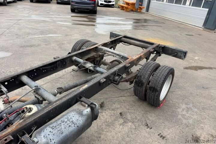 Van IVECO Daily 35C12