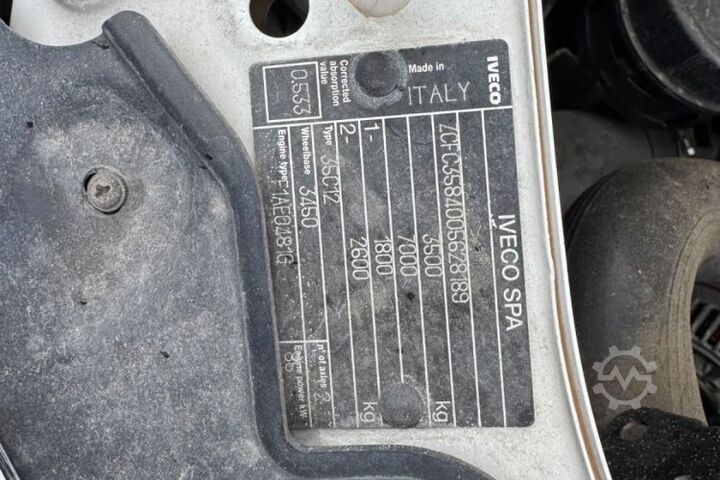 Van IVECO Daily 35C12