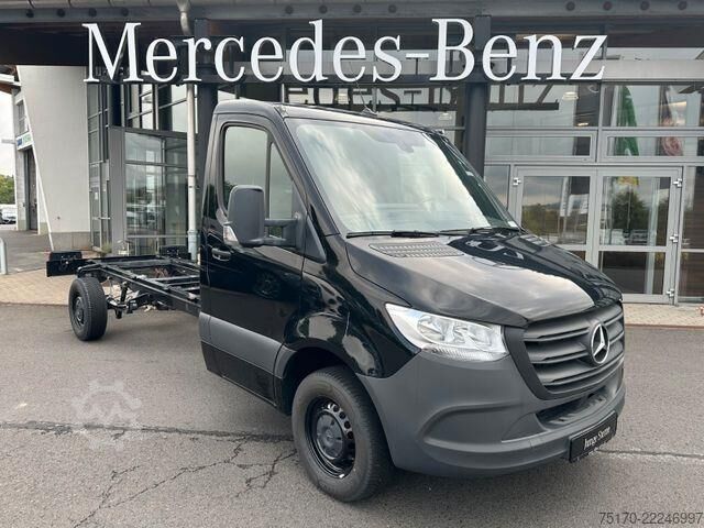 Chassis with cab Mercedes-Benz Sprinter 311 CDI 4325 Fahrgestell