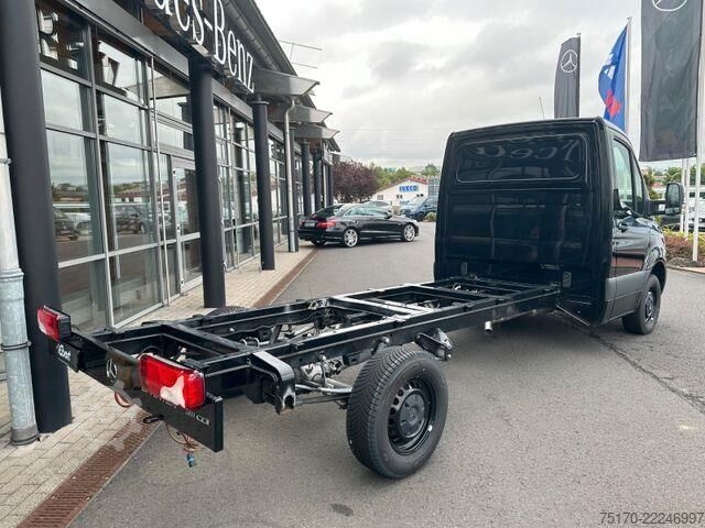 Chassis with cab Mercedes-Benz Sprinter 311 CDI 4325 Fahrgestell