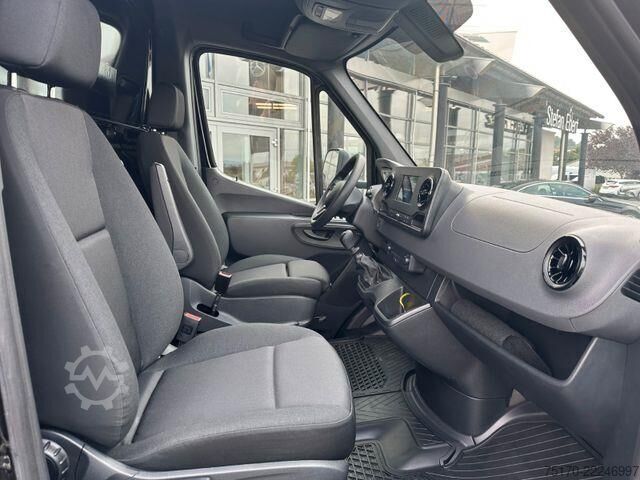Chassis with cab Mercedes-Benz Sprinter 311 CDI 4325 Fahrgestell