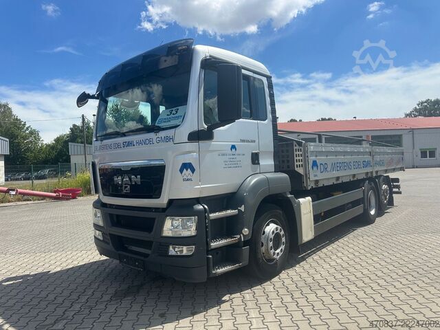 Flatbed truck MAN TGS 26.320 / 6x2-4 / Stahltransporte / Lift Lenk