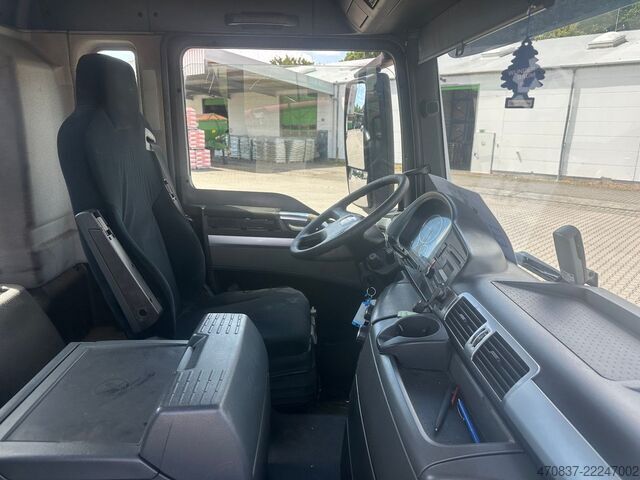 Flatbed truck MAN TGS 26.320 / 6x2-4 / Stahltransporte / Lift Lenk
