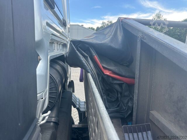 Flatbed truck MAN TGS 26.320 / 6x2-4 / Stahltransporte / Lift Lenk