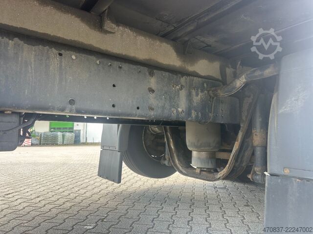 Flatbed truck MAN TGS 26.320 / 6x2-4 / Stahltransporte / Lift Lenk