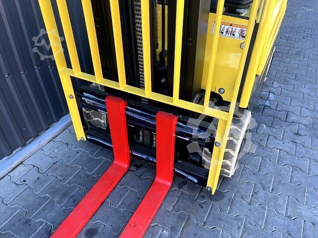 Elektrikli 4 tekerlekli forklift Hyster J1.8XN