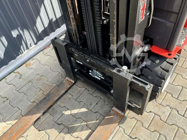 Carrello elevatore elettrico a 3 ruote Manitou ME320