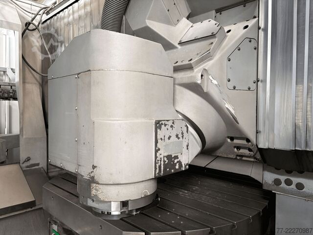 Centro di lavoro universale DMG MORI DMU 200 P