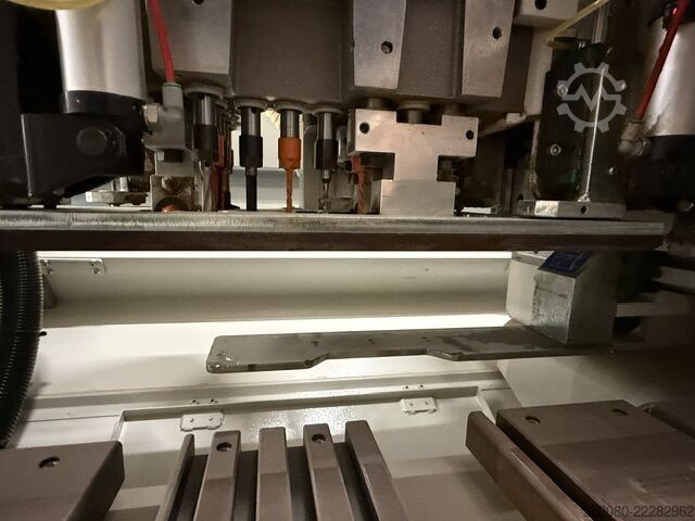Centro de mecanizado de paso continuo SCM Cyflex 900