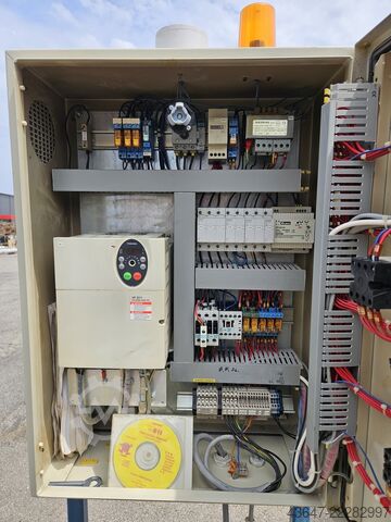 Máquina desbarbadora de perfiles Vibrochimica VBTS 651/3