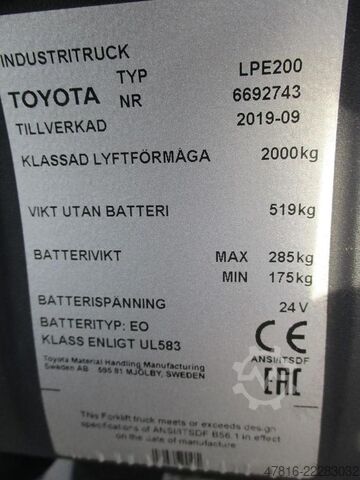 Carretilla elevadora baja TOYOTA LPE200