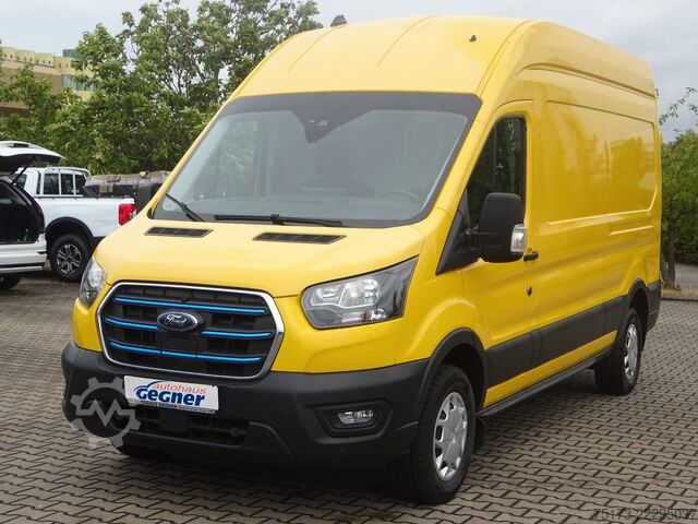 Dodávka s vysokou střechou FORD Transit Kasten E 390 L3 Trend