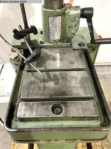 Pillar Drilling Machine IXION BT 15 GL E