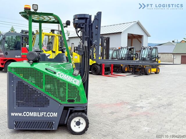 Négymenetes targoncá Combilift CB3000 / TRIPLEX 4900MM / FREE LIFT