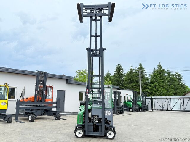 Négymenetes targoncá Combilift CB3000 / TRIPLEX 4900MM / FREE LIFT