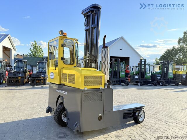 Négymenetes targoncá Combilift C3000 GAS TRIPLEX 7600MM FREE-LIFT