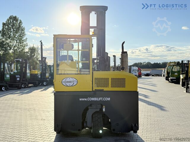 Négymenetes targoncá Combilift C3000 GAS TRIPLEX 7600MM FREE-LIFT